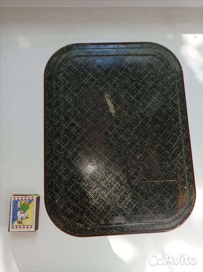 Поднос металлический