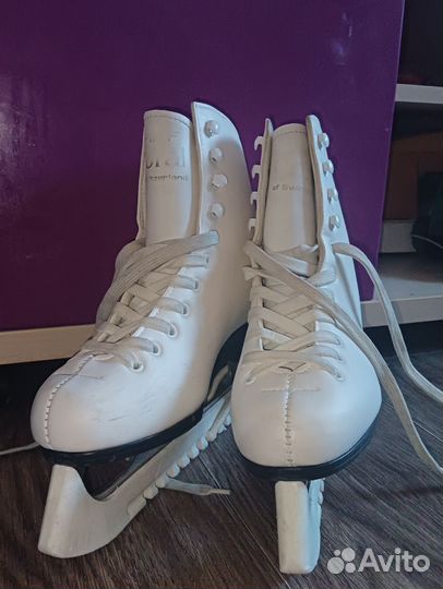 Профессиональные фигурные коньки Graf Coral