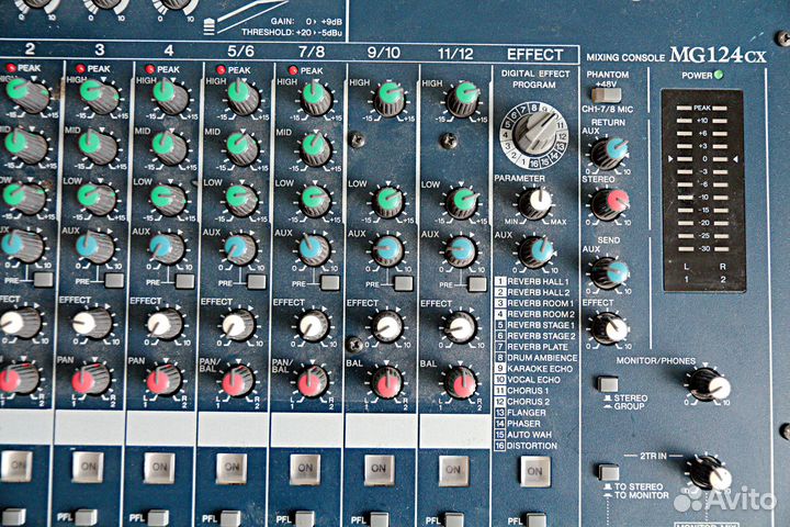 Микшерный пульт yamaha MG124 CX