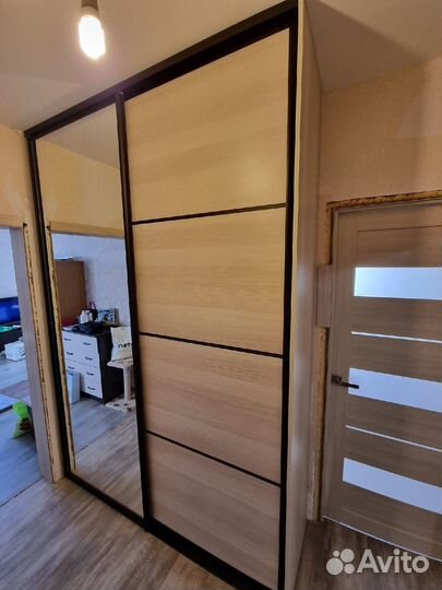 Шкаф-купе распашной