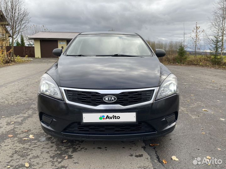 Kia Ceed 1.4 МТ, 2011, 210 400 км