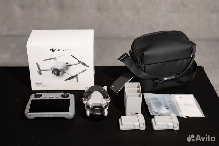 Б/У коптер DJI Mini 4 PRO fly more combo plus