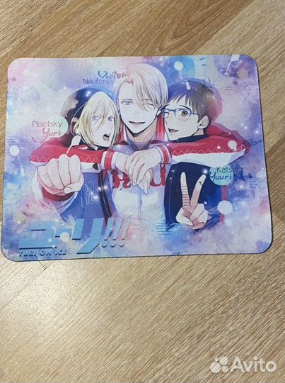 Коврик для мышки аниме юри на льду