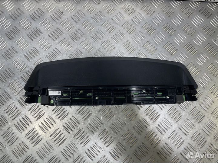 Б/У Фонарь задний стоп сигнал Mercedes Benz#001