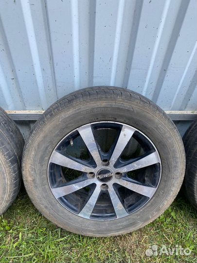 Колеса на Hyundai Solaris Dunlop 185/65 R15