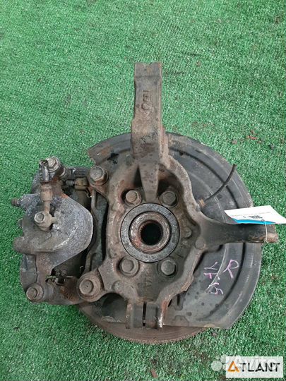 Ступица передняя правая nissan juke