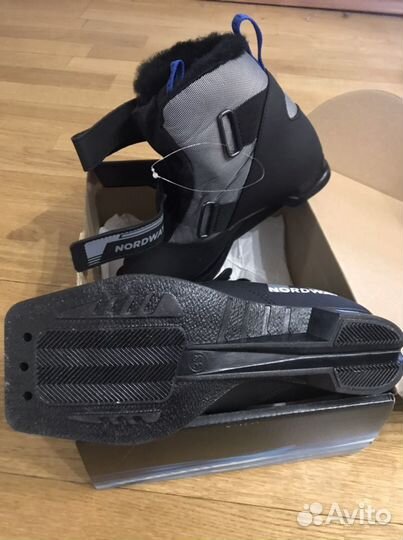 Ботинки лыжные