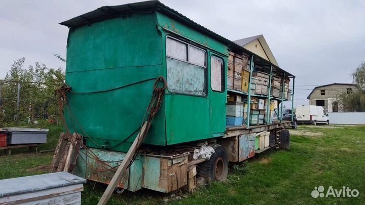 Прицеп пчеловодный