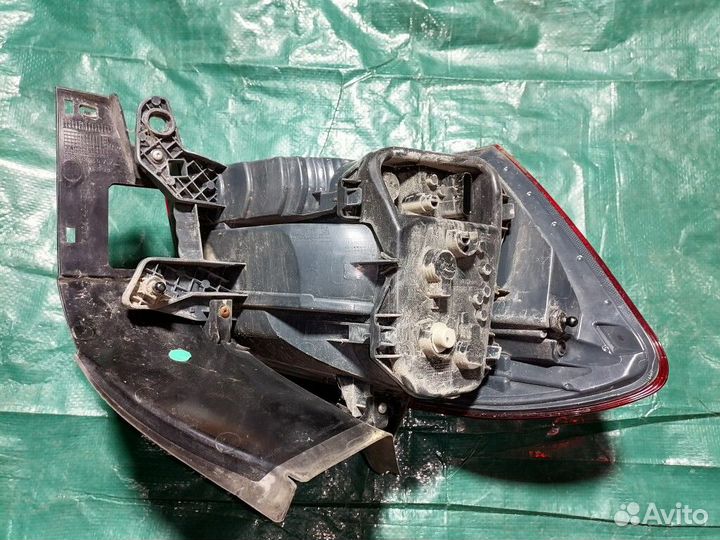 Фонарь задний наружный правый BMW 1-Series