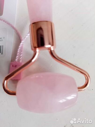 Массажный ролик для лица