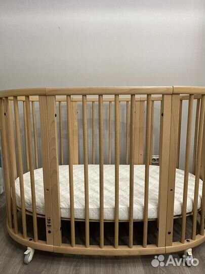 Детская кроватка-трансформер stokke sleepi