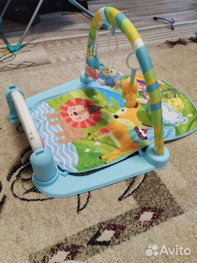 Развивающий коврик с пианино