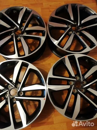 Диски,новые ориг, на kia sportage 4,5 р19