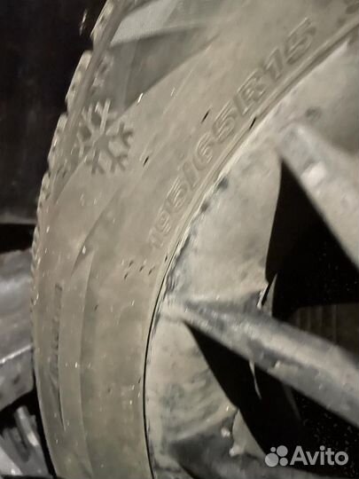 R15 Roadstone Winguard 195/65, PCD 5x112 DIA 56.1