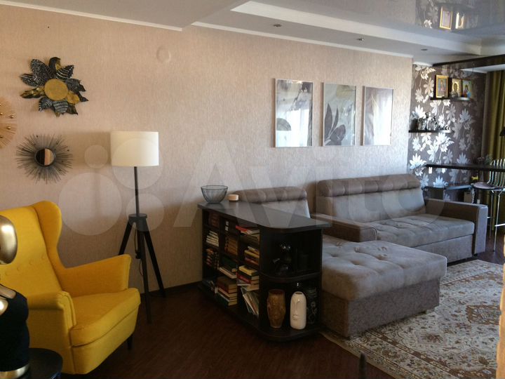 4-к. квартира, 103 м², 3/5 эт.