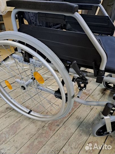 Инвалидная коляска новая