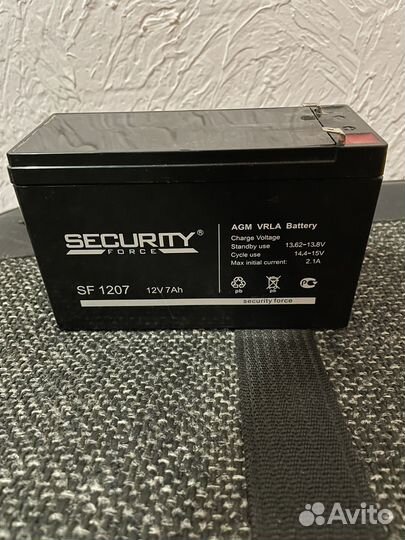 Универсальный аккумулятор Security Force