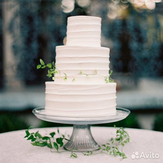 Стол для выноса свадебного торта:аренда или продам