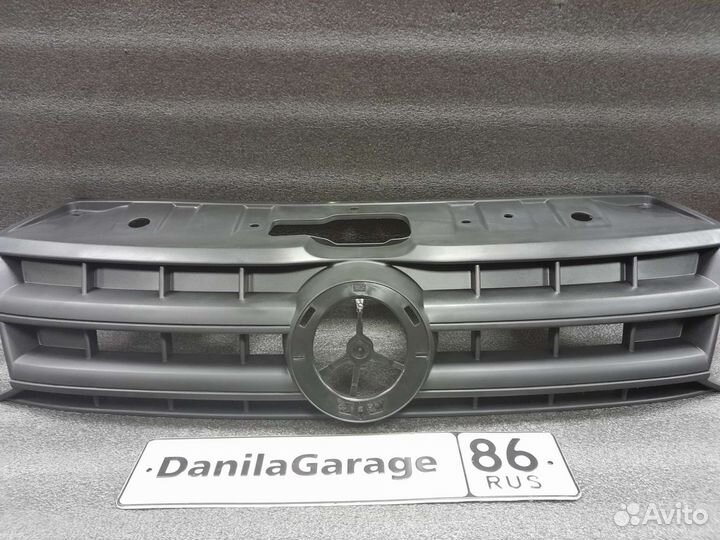 Решетка радиатора volkswagen Amarok