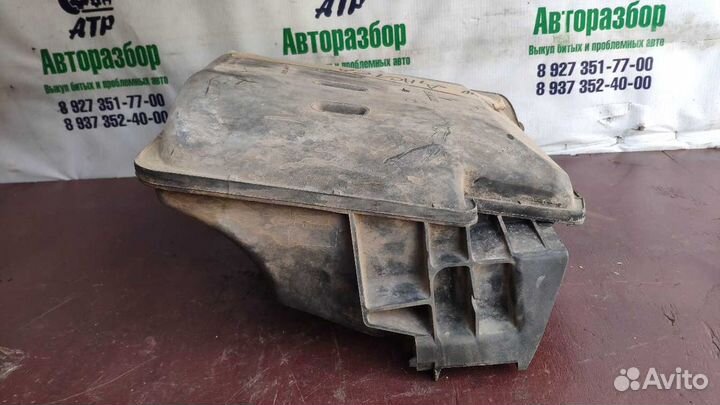 Корпус воздушного фильтра Renault Duster