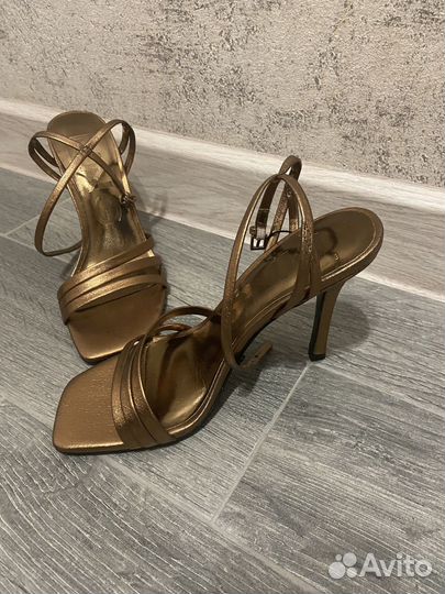 Продам обувь