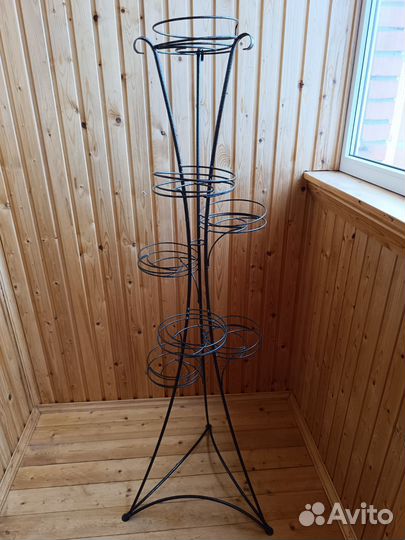 Стойка для цветов напольная