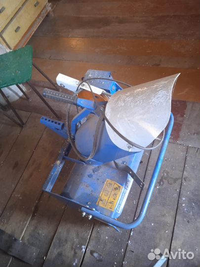 Снегоуборщик для мотоблока