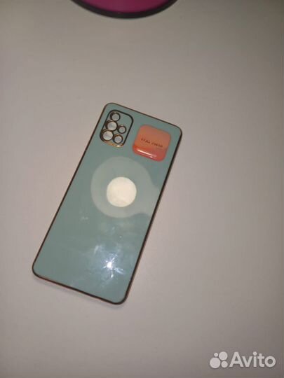 Чехлы на телефон