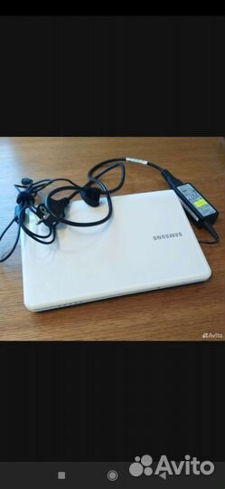 Нетбук Samsung NC110