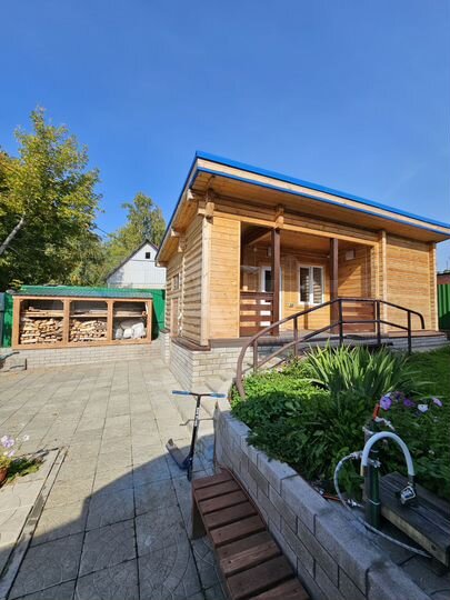 Коттедж 100 м² на участке 5 сот.