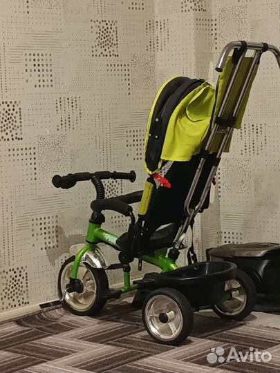 Детский велосипед с ручкой