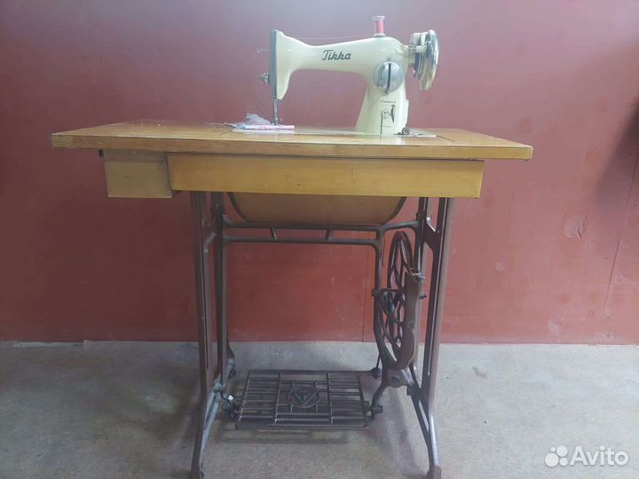 Финская швейная машина