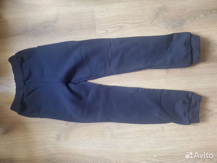 Новый костюм (жилетка, лонг и брюки) 122-128 разм