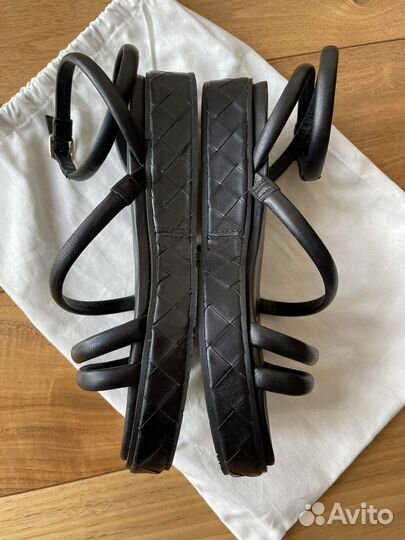 Босоножки What For