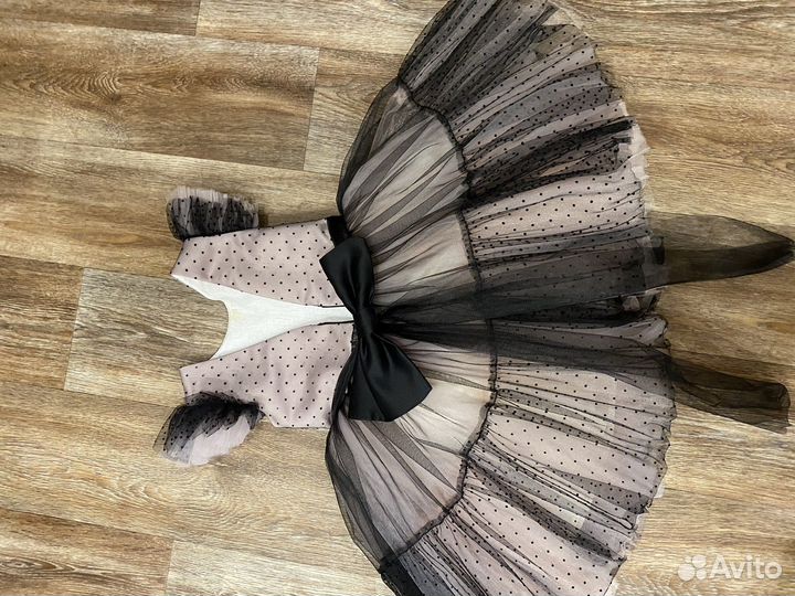 Нарядное платье для девочки