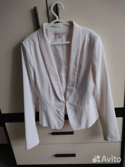 Женские вещи 42-44