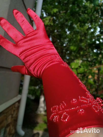 Перчатки шёлковые