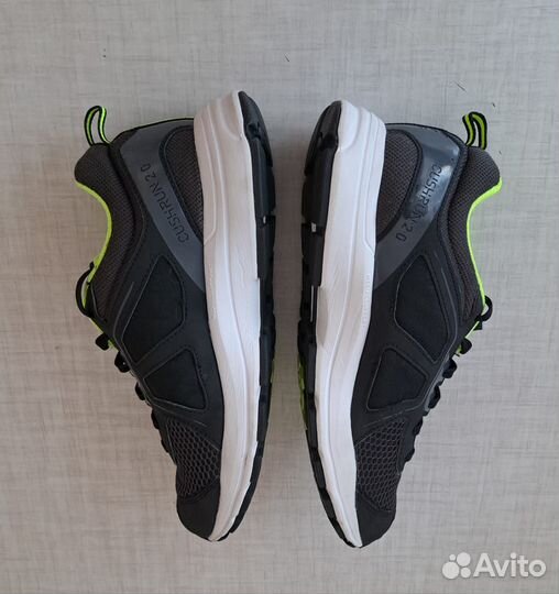 Кроссовки б/у Reebok Originals унисекс