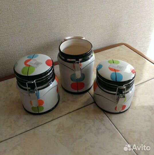 Керамические банки с крышкой