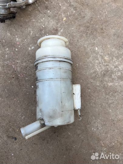 Бачок гур Great Wall Hover H5