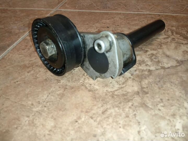 Натяжитель приводного ремня 2.0 TSI Фольксваген