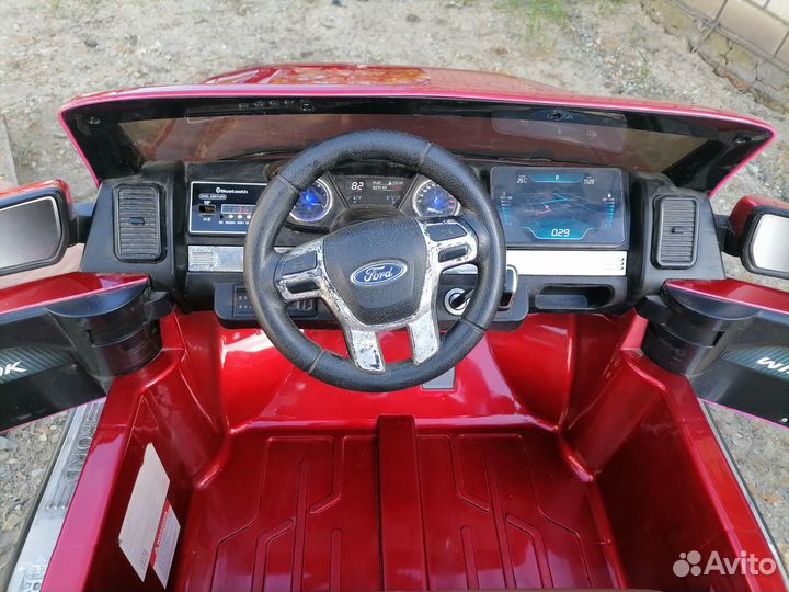 Продам детский электромобиль