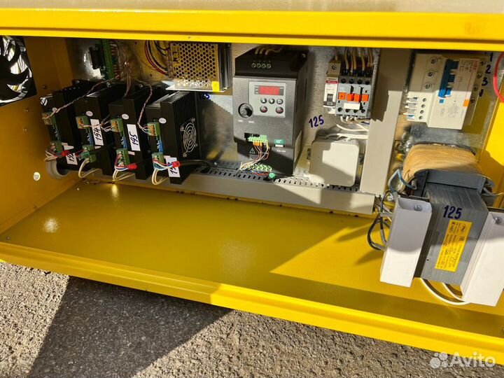 Фрезерно-гравировальный станок по камню