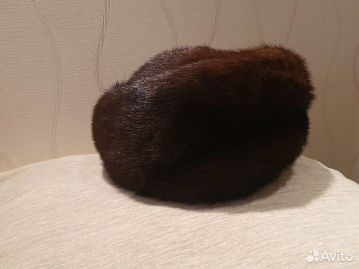 Женская шапка