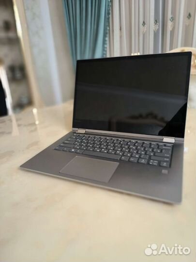 Lenovo yoga 530 14ikb