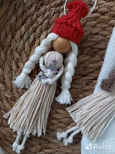 Ёлочные игрушки, новогодний декор, кукла макраме