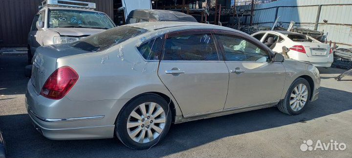 Заднее стекло Nissan Teana PJ31 VQ35 2006