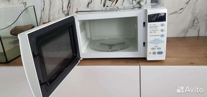 Микроволновая печь LG