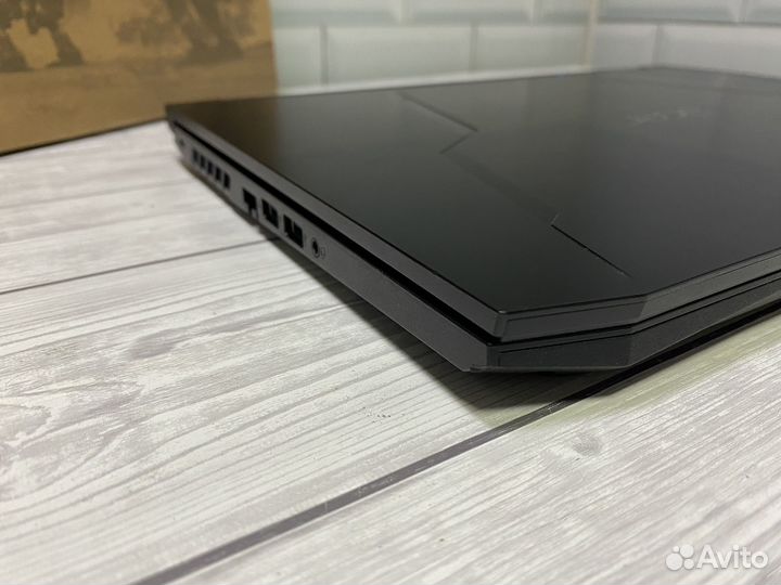 Acer nitro 5 15,6“/R7-5800H/RTX 3080/16Gb/1TB