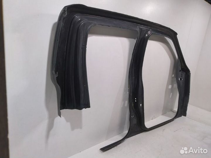 Боковина кузова левая Nissan Navara D40 2004-2015